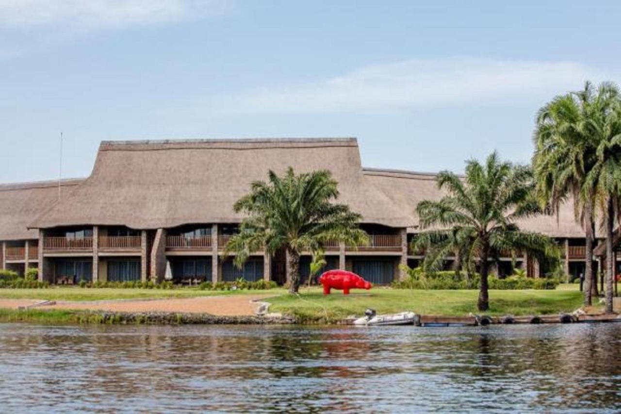 The Royal Senchi Hotel And Resort Akosombo Bagian luar foto